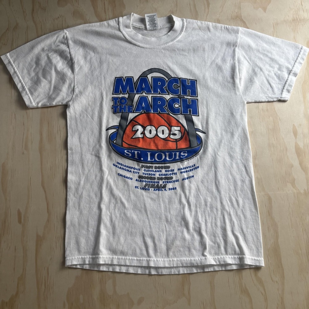 Vintage March To The Arch 2005 Shirt Mens Medium White St Louis Jerzees T-Shirt